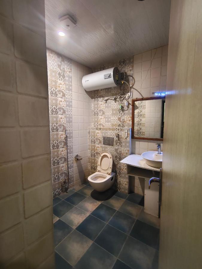 Mountain Zest-Simla Royale Near Mall Road-Free Pickup From Railway Station Simla Exteriér fotografie