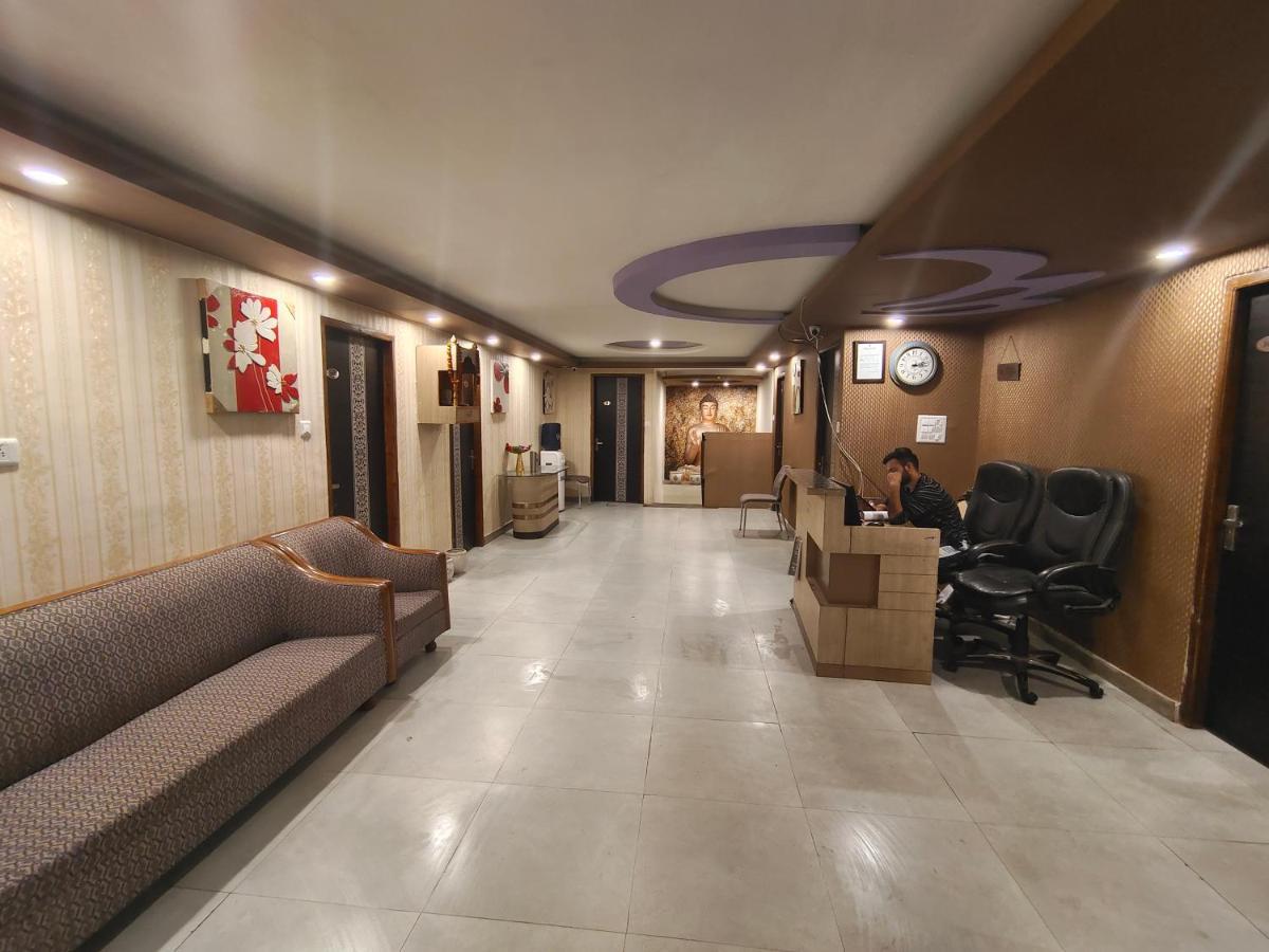 Mountain Zest-Simla Royale Near Mall Road-Free Pickup From Railway Station Simla Exteriér fotografie